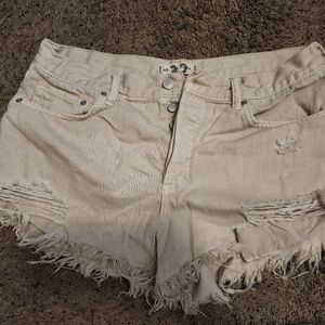 We The Free Free People Women's Ivory Distressed Shorts